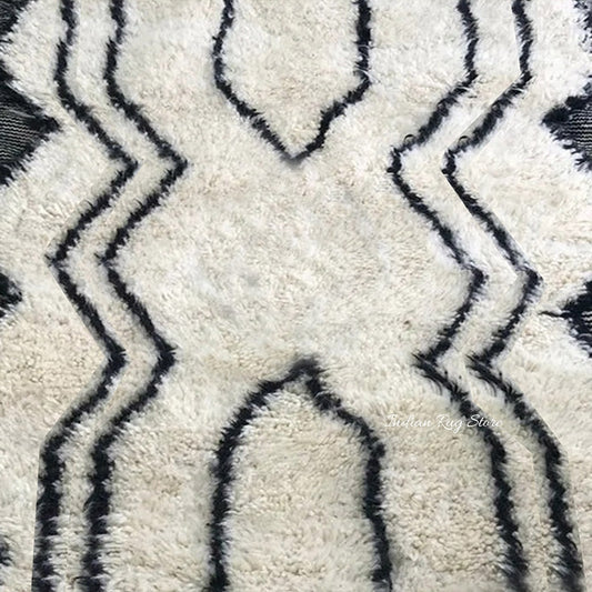 Hand Tufted Beautiful Black Textured Area Rug Hand Tufted Beautiful Black Textured Area Rug