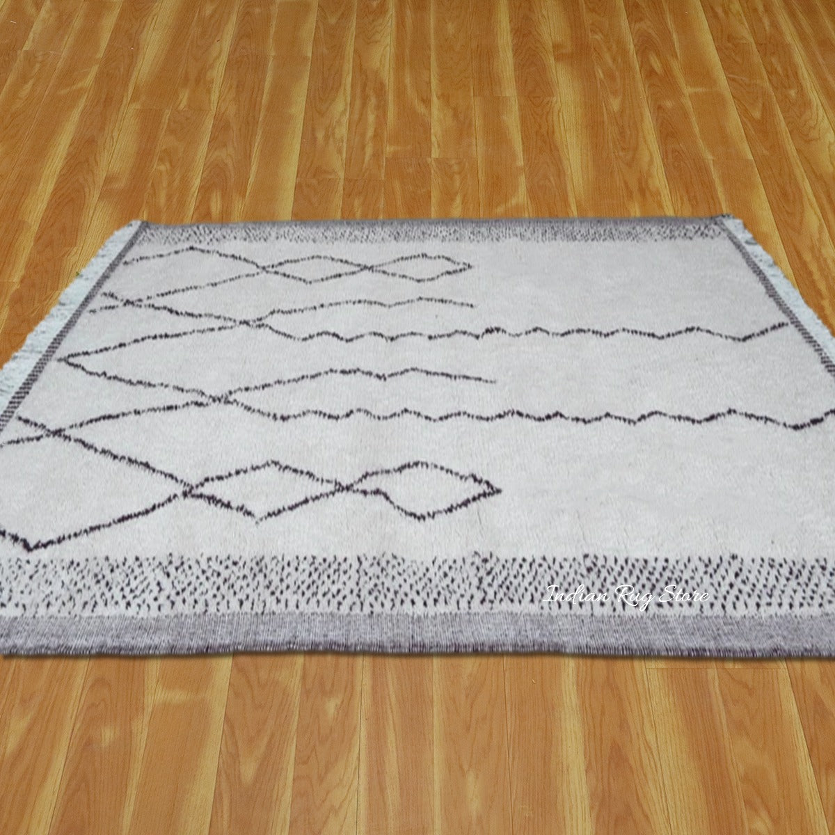 Gray Colored Designer Hand Tufted Area Rug - Indian Rug Store Gray Colored Designer Hand Tufted Area Rug - Indian Rug Store