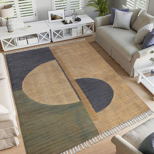 Tappeto in cotone per interni con stampa a blocchi geometrici a mano, marrone e blu Tappeto in cotone per interni con stampa a blocchi geometrici a mano, marrone e blu