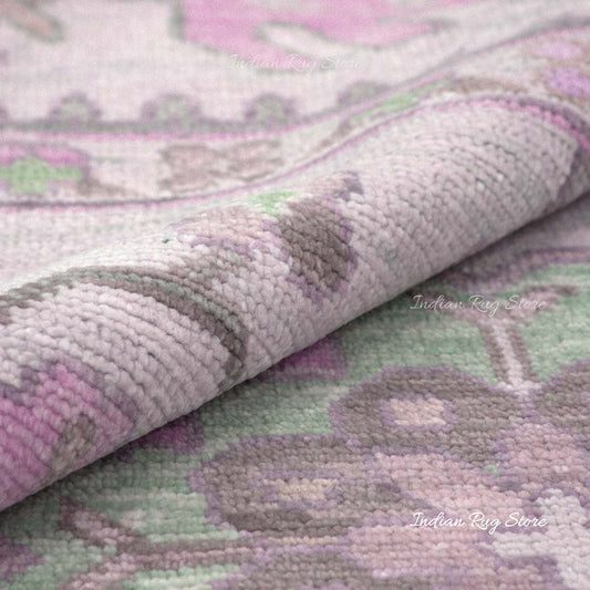 Beautiful Hand Knotted Turkish Wool Rug Beautiful Hand Knotted Turkish Wool Rug