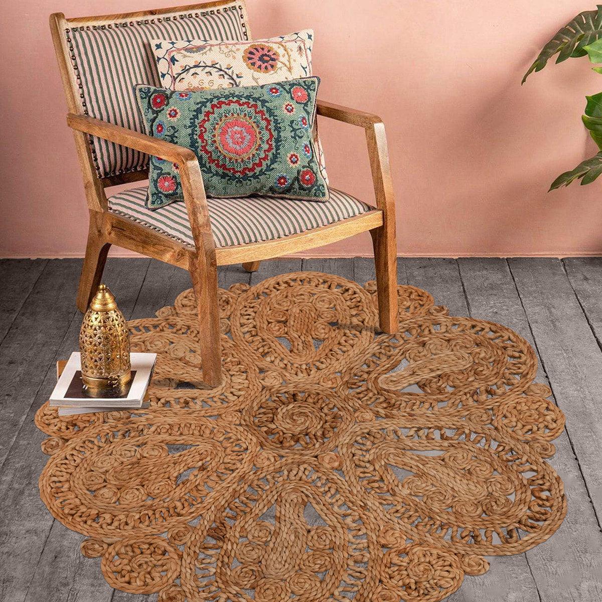 Alfombras de yute redondas de color beige trenzadas a mano para interiores tradicionales