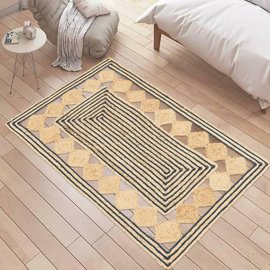 Tappeti indiani intrecciati a mano in juta beige per esterni Tappeti indiani intrecciati a mano in juta beige per esterni