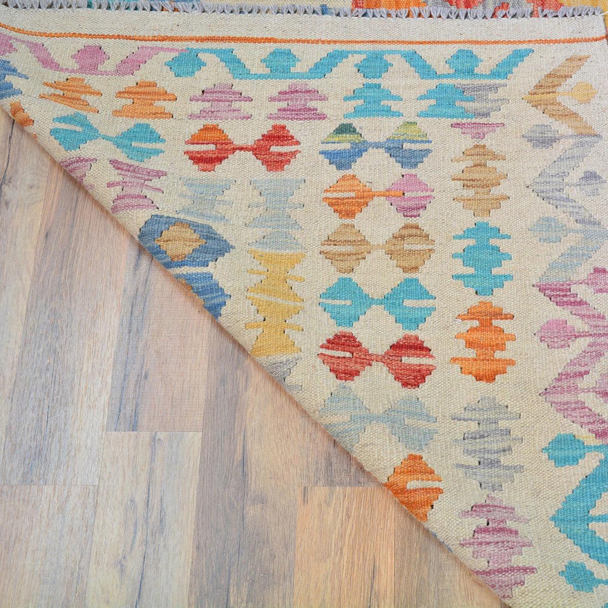 Gray Hand Woven Wool Kilim Bed Room Rug WK-520 - Indian Rug Store Gray Hand Woven Wool Kilim Bed Room Rug WK-520 - Indian Rug Store