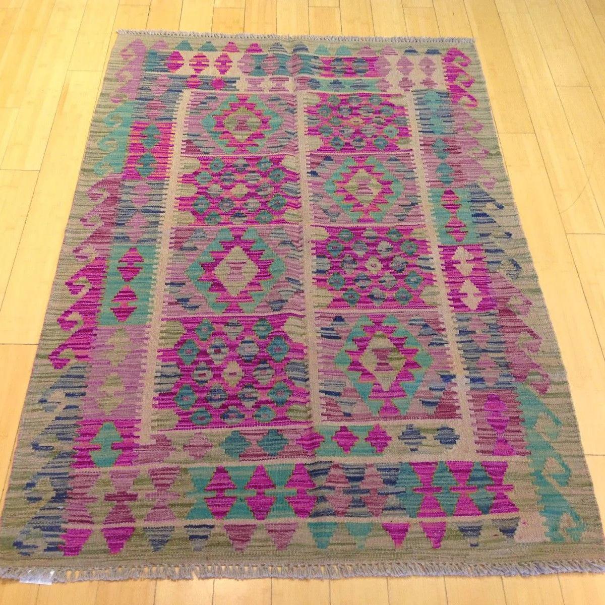 Alfombra Kilim para exteriores de lana rosa tejida a mano WK-568