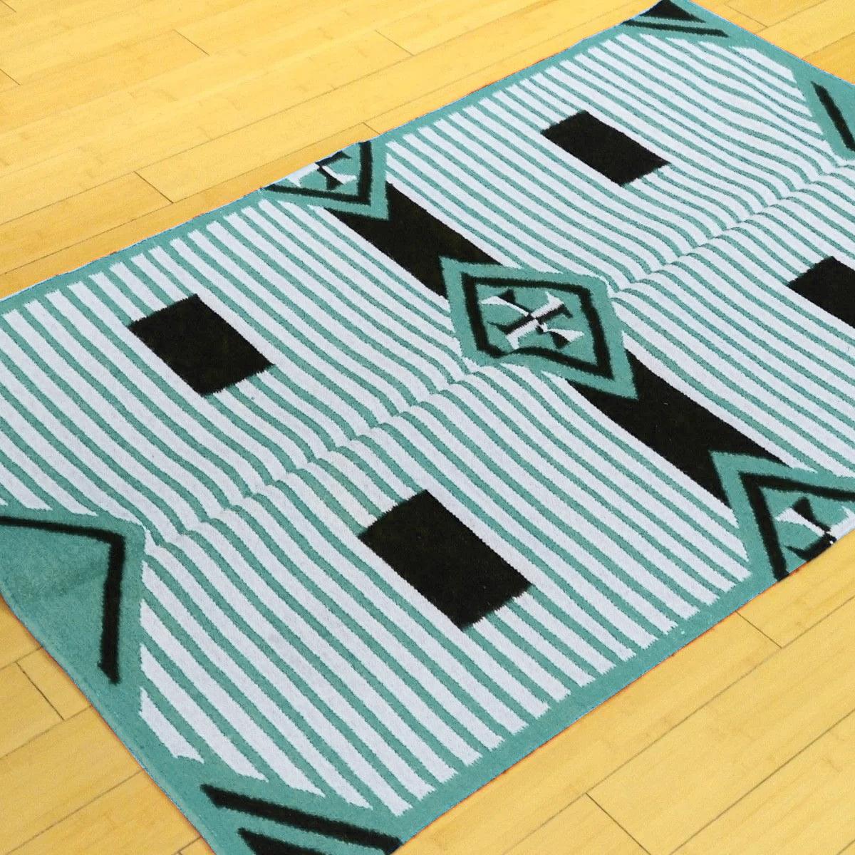 Green Indian Hand Woven Wool Kilim Area Rug For Yoga Mat WK-582 - Indian Rug Store Green Indian Hand Woven Wool Kilim Area Rug For Yoga Mat WK-582 - Indian Rug Store