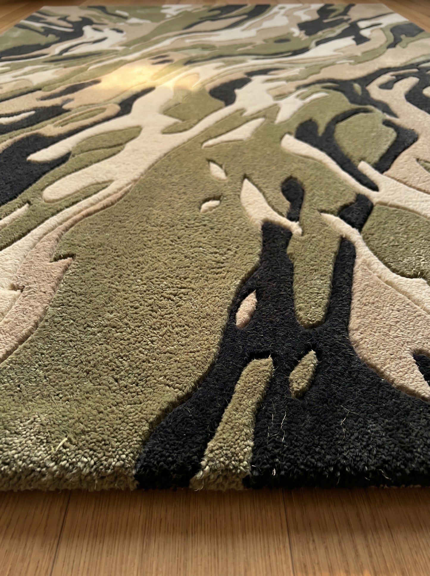 Radcliffe Beige Quartz Rug