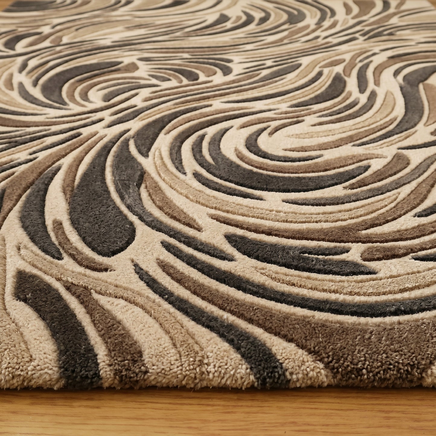 Estara Sky Silk Rug