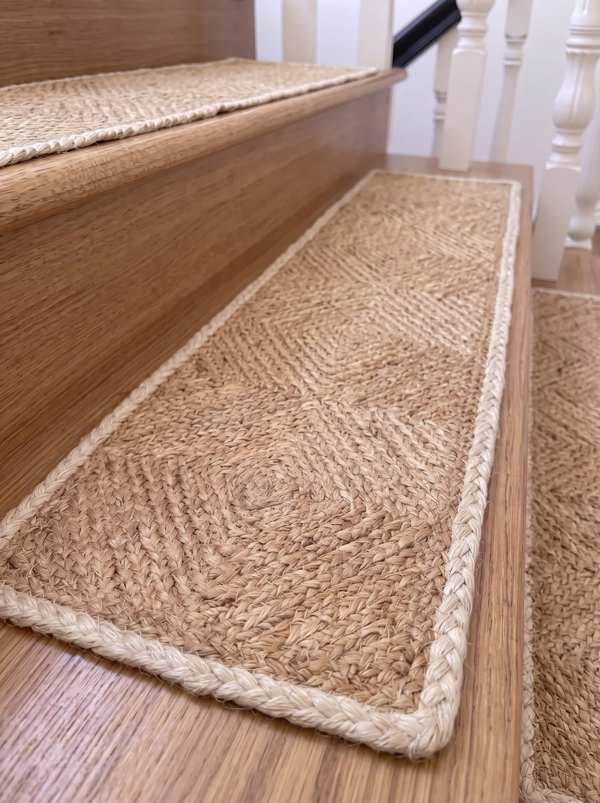 Handwoven Natural Cord Pinwheel Stair Treads, White Bound Edge, Hamptons Style Step Mats