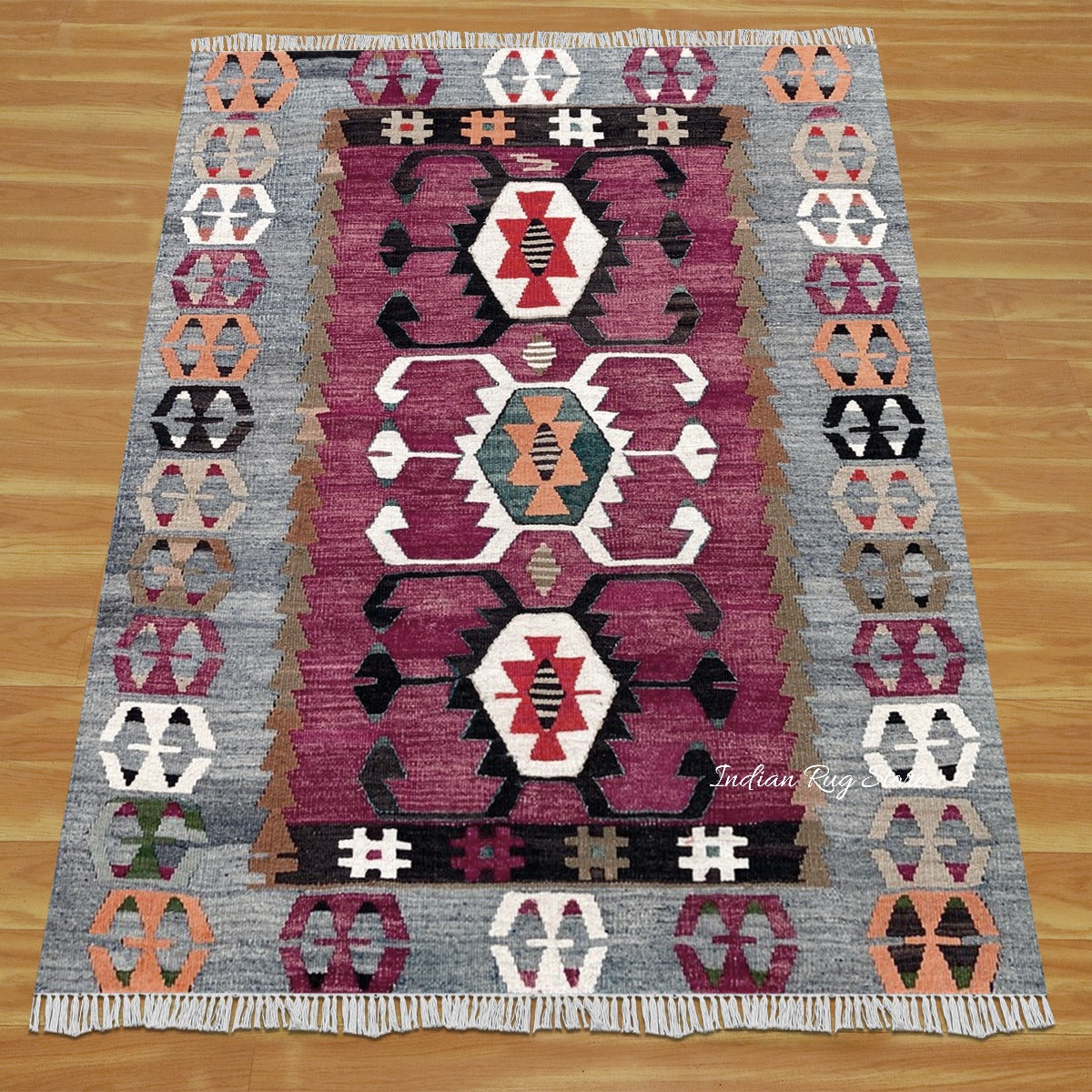 Hand Woven Wool Red and Gray Living Room Area Rug