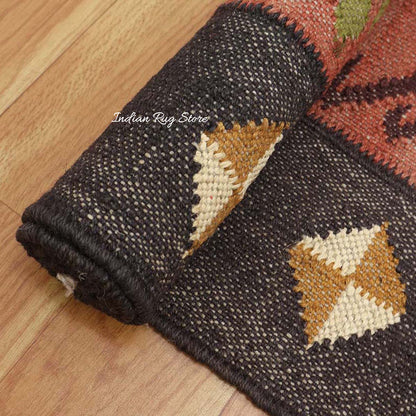 Tappeto da cucina marrone in kilim di juta intrecciato a mano indiano