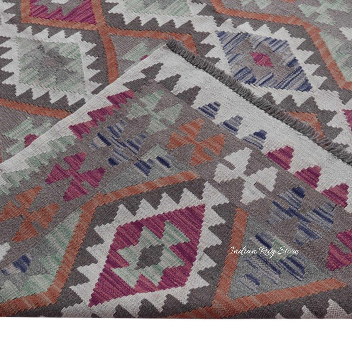 Hand Woven Wool Multicolor Living Room Area Rug