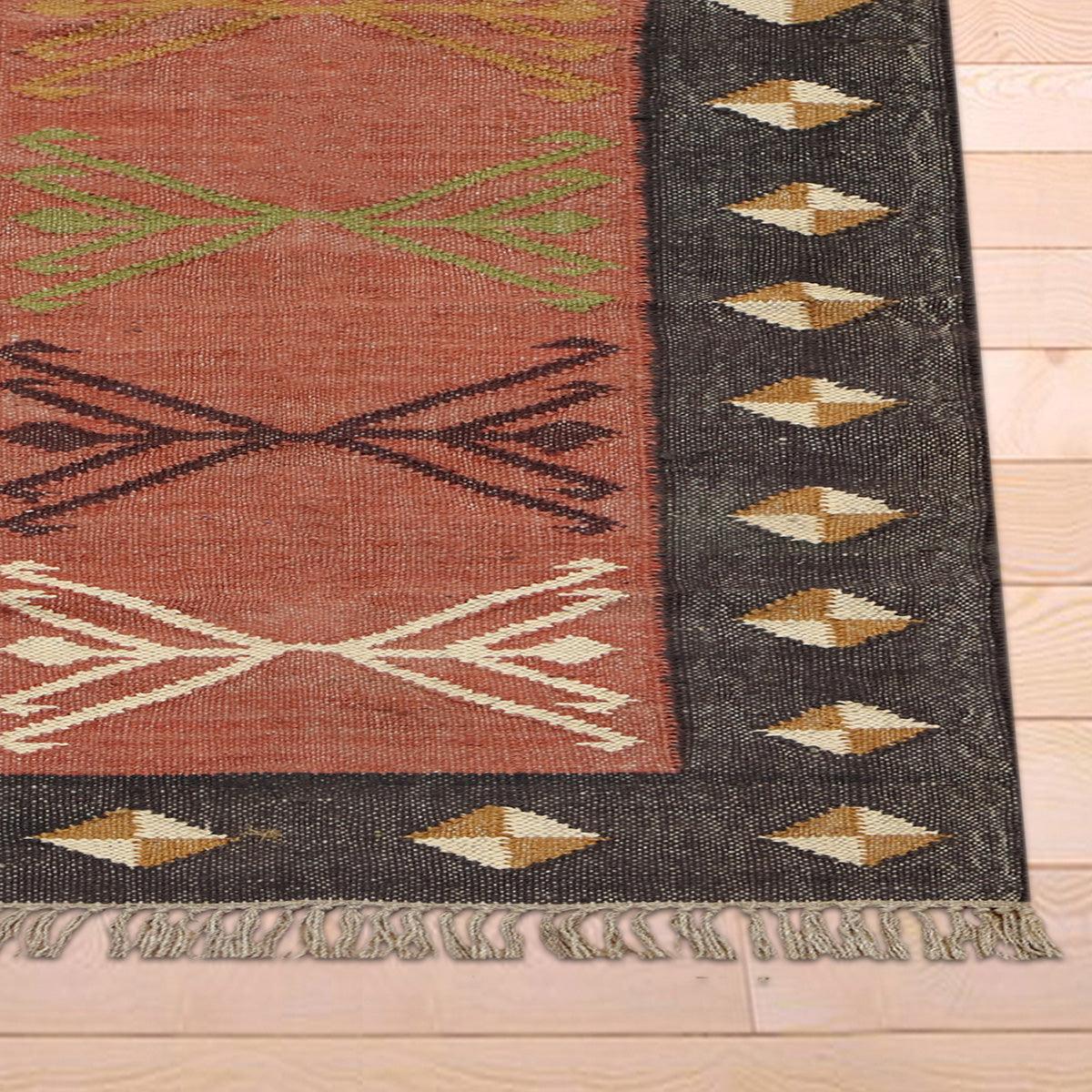 Black Red Indian Hand Woven Geometric Home Decor Wool Jute Rug