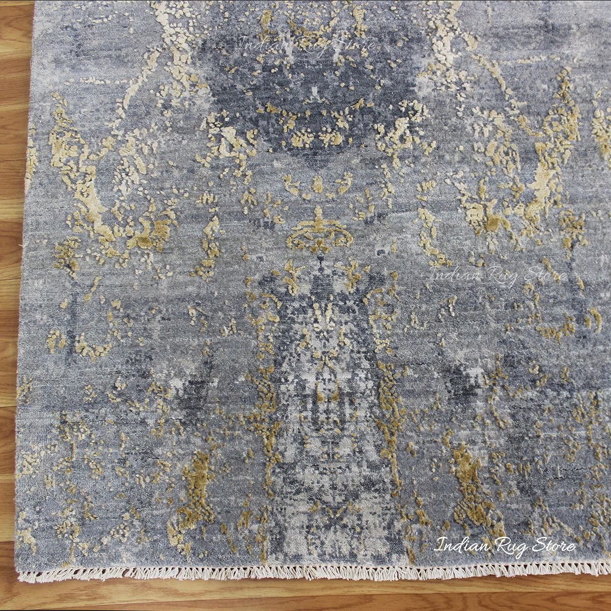 Traditional Indian Hand Knotted Grey Interior Area Rug