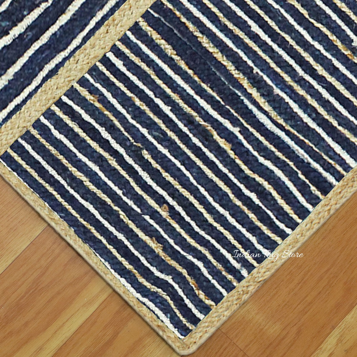 Alfombra de yute trenzada a mano con diseño moderno Dhurrie en color beige y azul