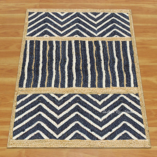 Tappeto da camera da letto in juta con design geometrico beige blu e strisce intrecciate a mano Tappeto da camera da letto in juta con design geometrico beige blu e strisce intrecciate a mano