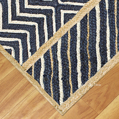 Hand Braided Traditional Beige Blue Dining Room Jute Rug