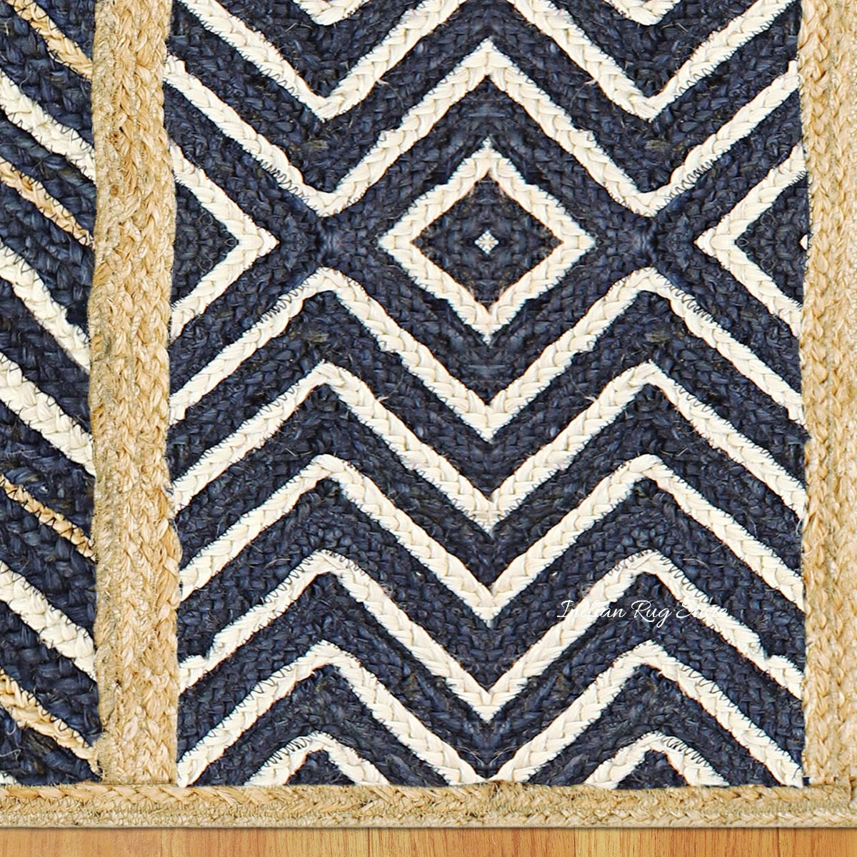 Hand Braided Traditional Beige Blue Dining Room Jute Rug