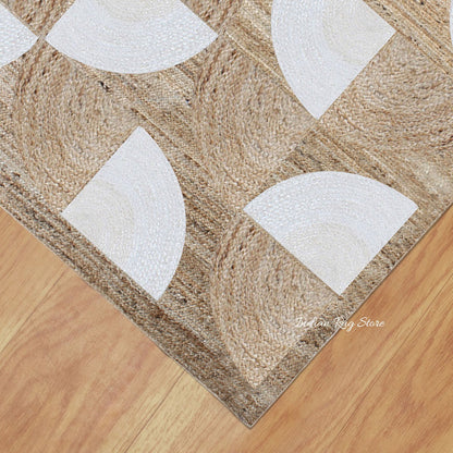 Alfombra rectangular de yute trenzada a mano en color blanco y beige para sala de estar