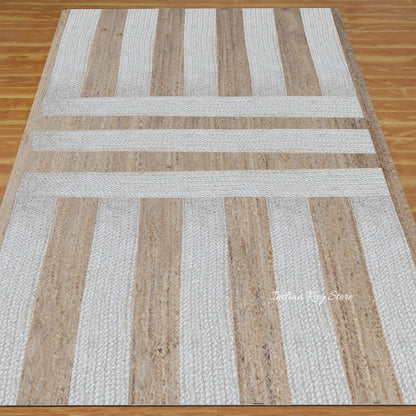 Alfombra de yute interior con diseño geométrico trenzado a mano en color beige y blanco rectangular