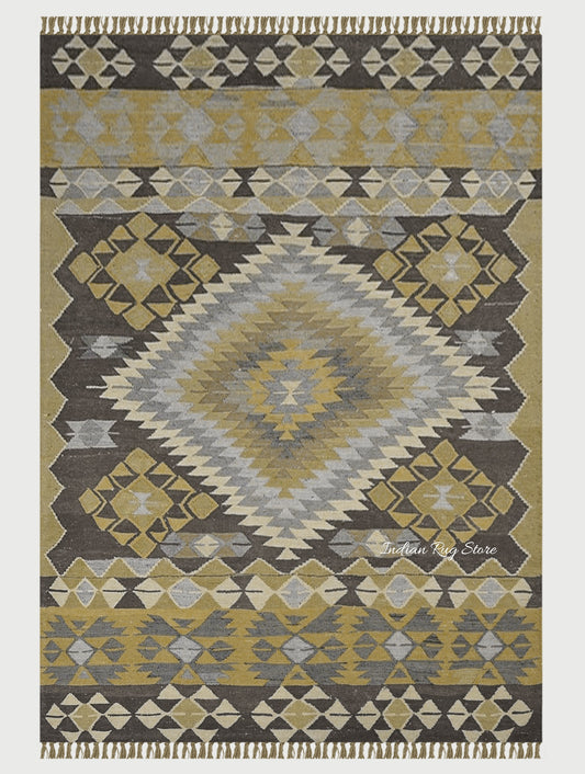 Natural Light Green Hand Woven Wool Hall Rug