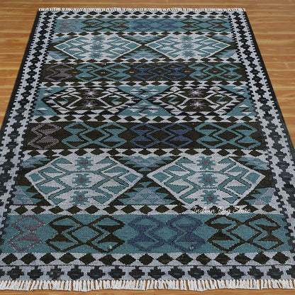 Hand Crafted Wool Kilims with Black Border Living Room Rug