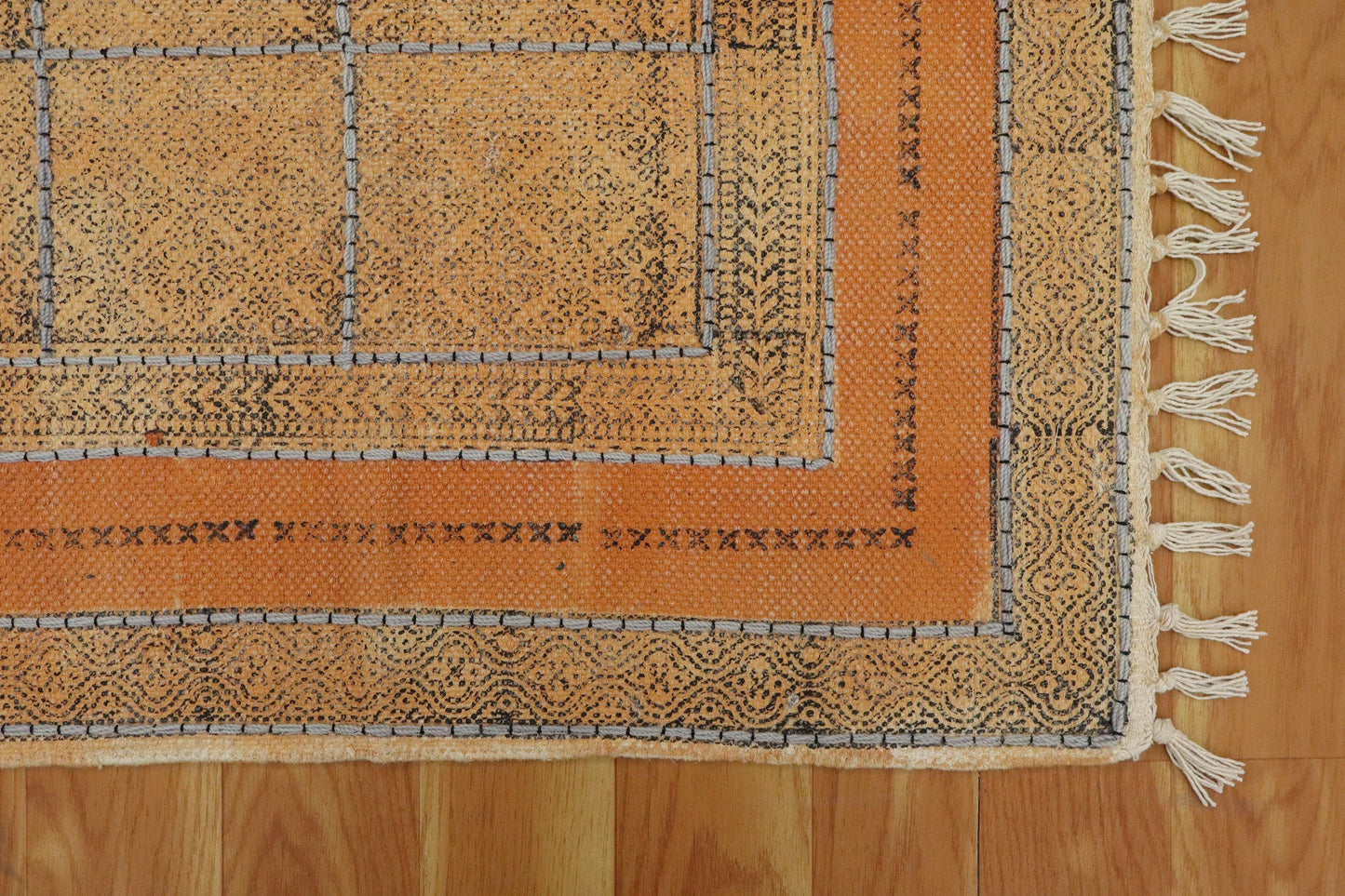 Hand Embroidery Work Geometric Orange Bronze Outhouse Decor Cotton Rug