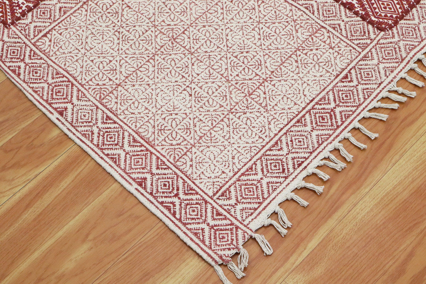 Hand Embroidery Indian Work Geometric Beautiful Red Beige Cotton Dhurriess