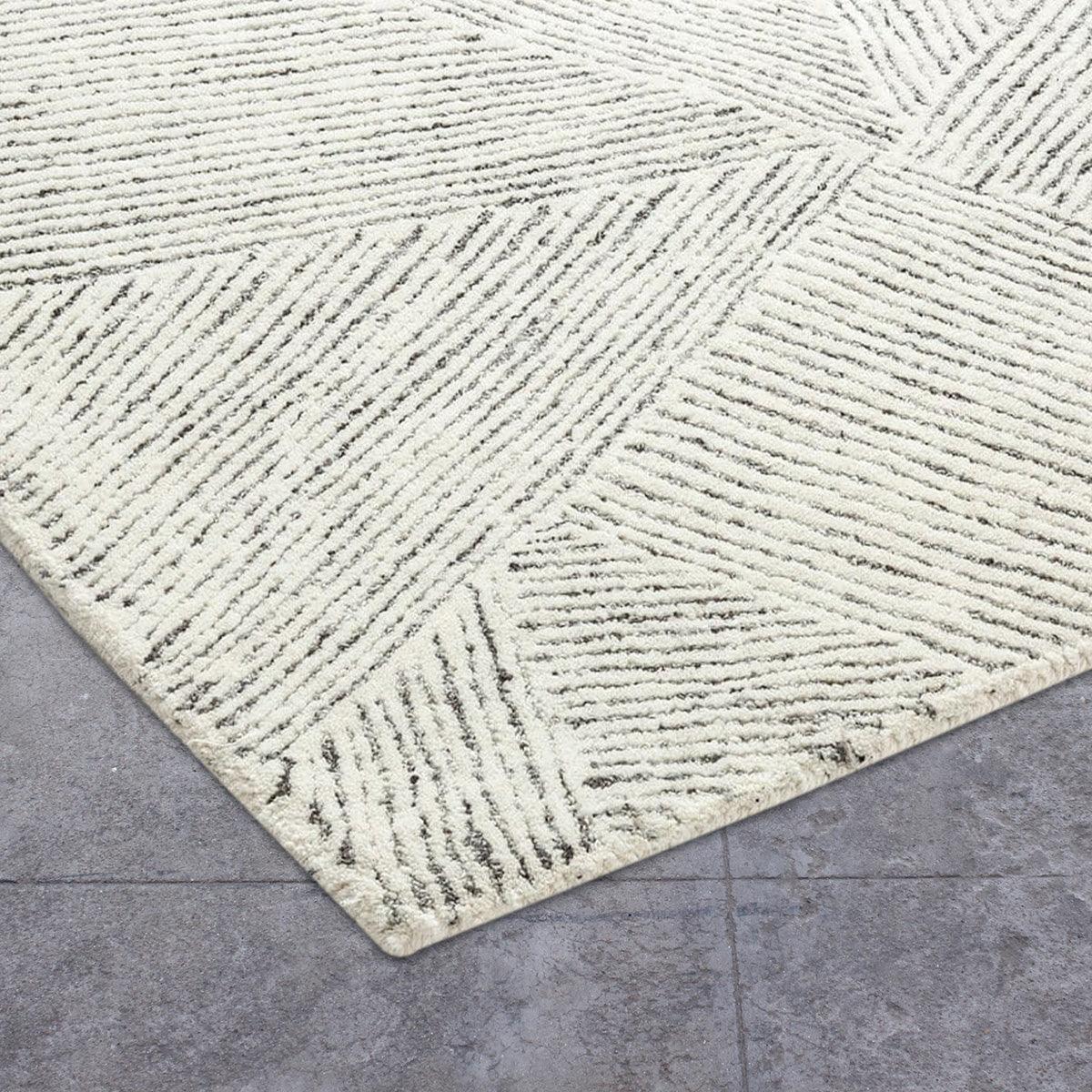 Hand Tufted Living Room Wool Rug HTM-34