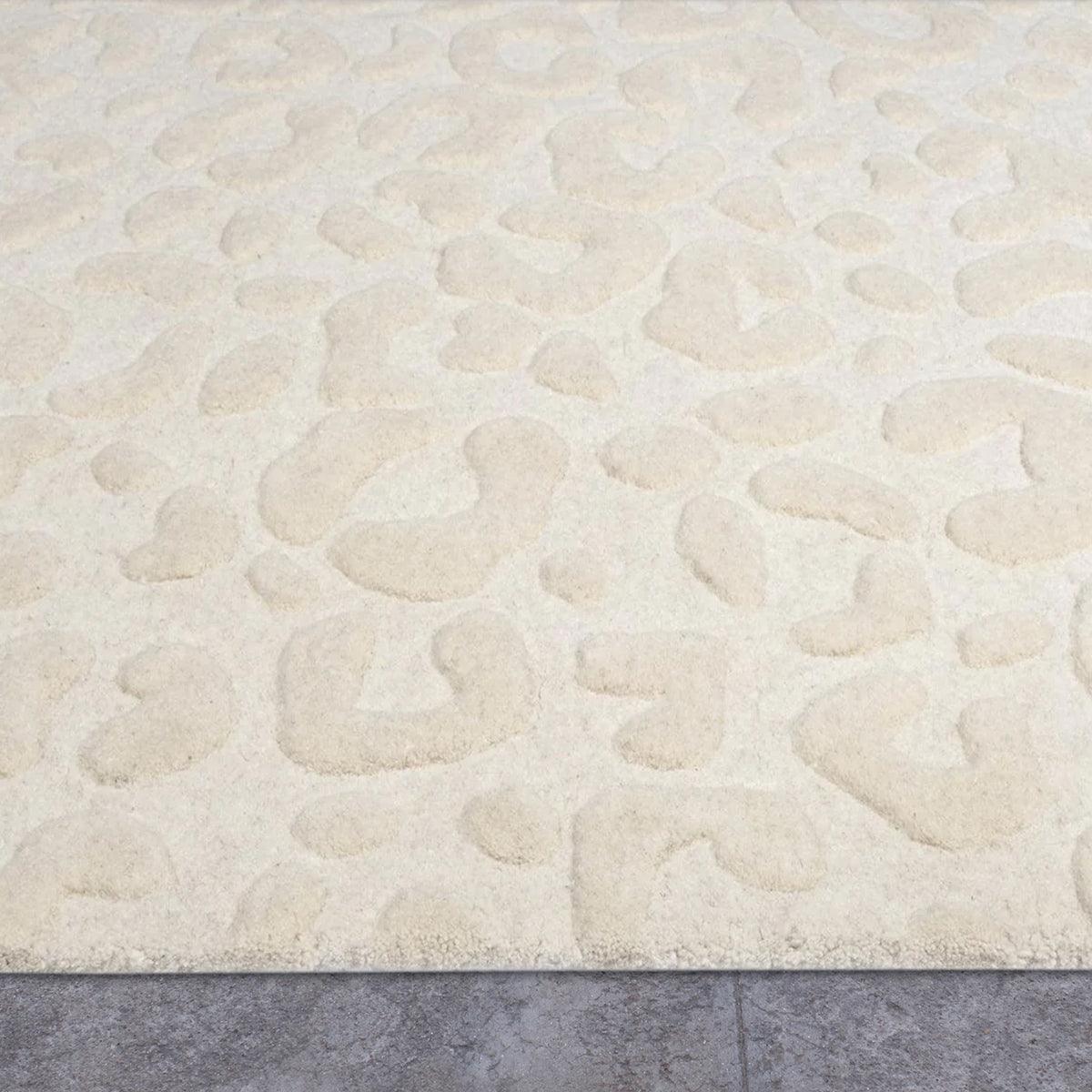 Hand Tufted Living Room Wool Rug HTM-44