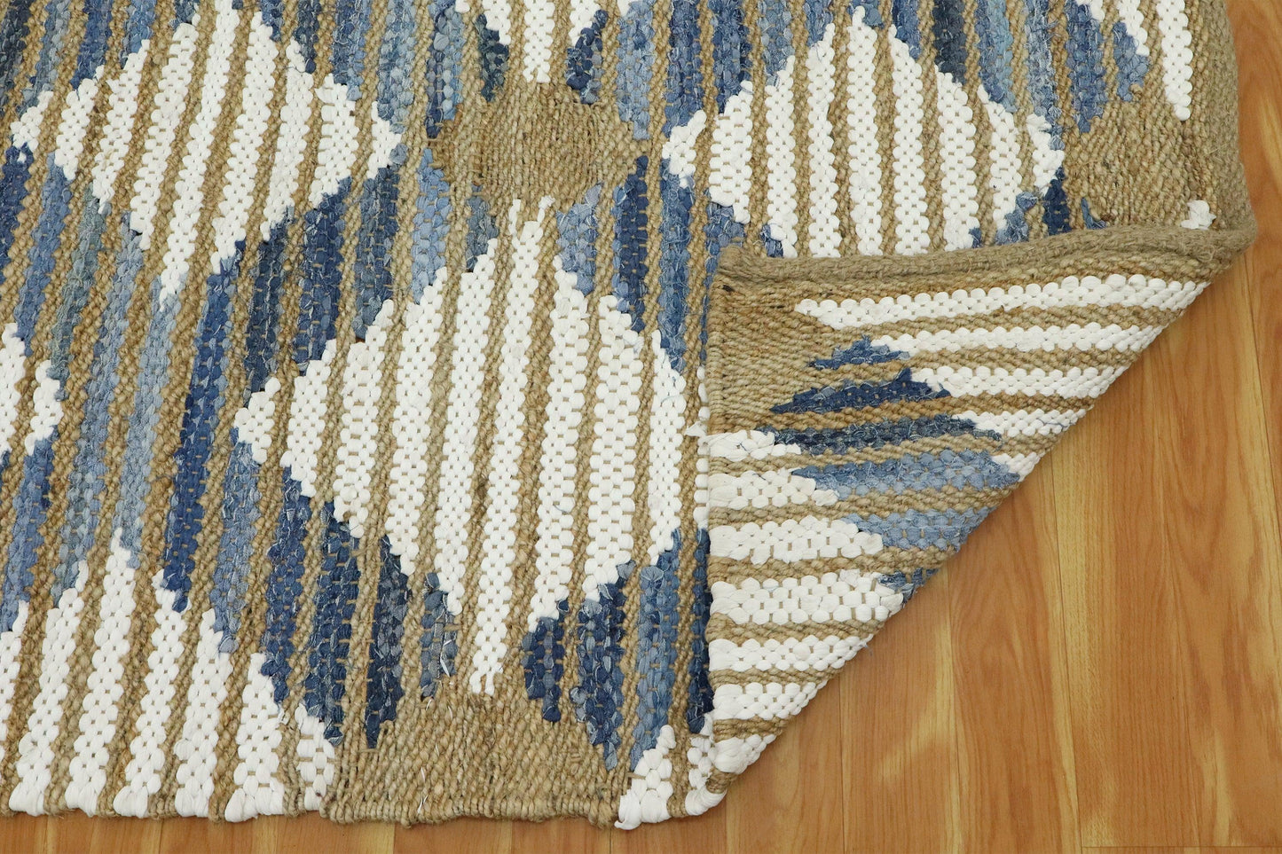 Traditional Hand Woven Blue White Sea House Jute Rug