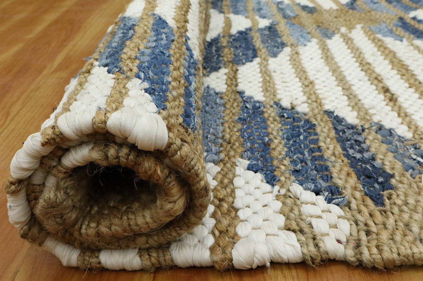 Traditional Hand Woven Blue White Sea House Jute Rug