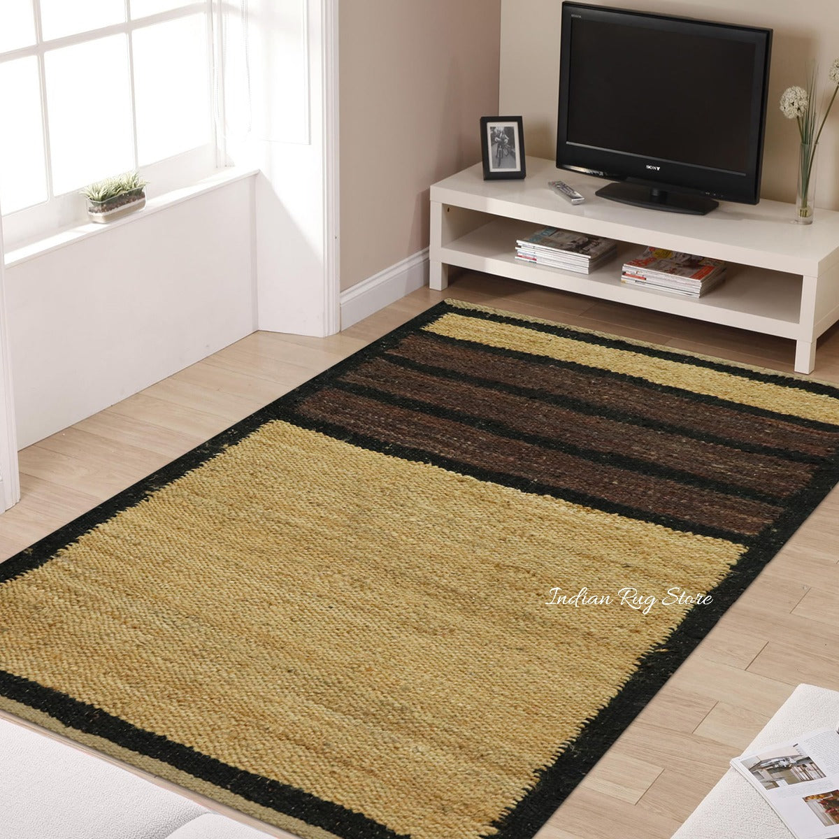 Traditional Beige Black Hand Woven Indoor Jute Rug