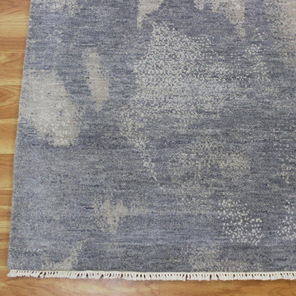 Hand Knotted Artistic Soft Wool Gray Bed Room Area Rug - Indian Rug Store