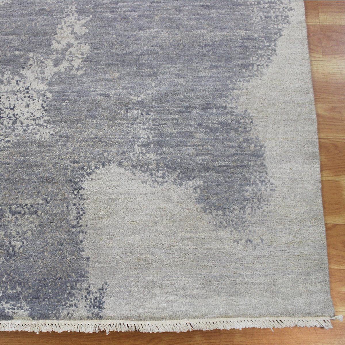 Hand Knotted Artistic Soft Wool Gray Bed Room Area Rug - Indian Rug Store