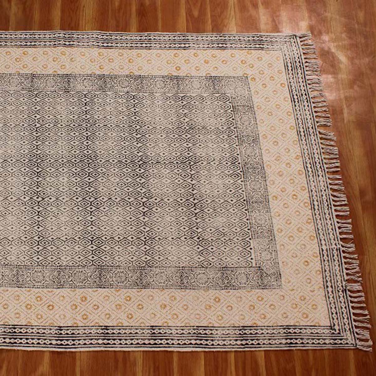 Handmade Farmhouse Beautiful Multicolor Cotton Rug - Indian Rug Store