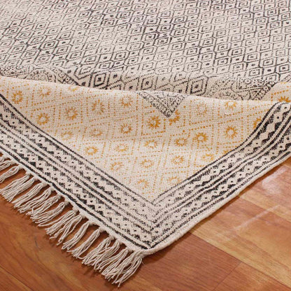 Handmade Farmhouse Beautiful Multicolor Cotton Rug - Indian Rug Store