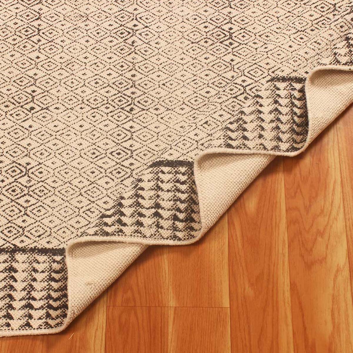 Hand Block Cotton Printed Bordered Beige Gray Home Decor Area Rug - Indian Rug Store