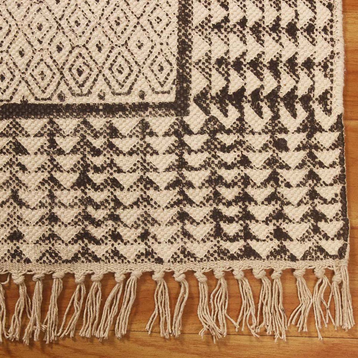 Hand Block Cotton Printed Bordered Beige Gray Home Decor Area Rug - Indian Rug Store