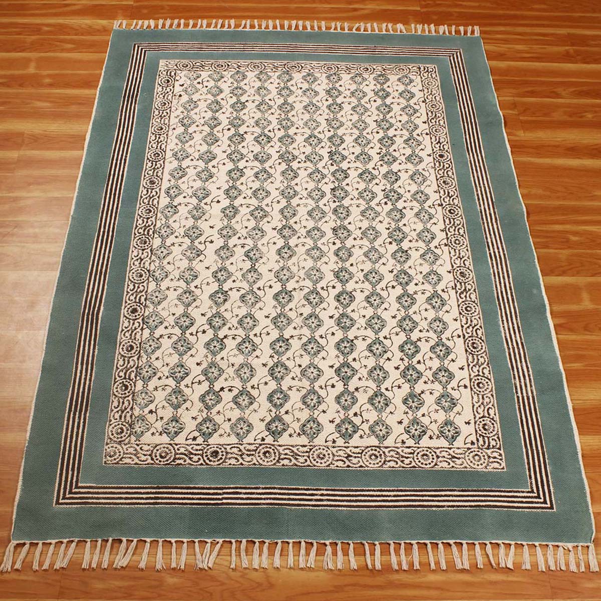 Green Beige Cotton Bordered Handmade Rug - Indian Rug Store