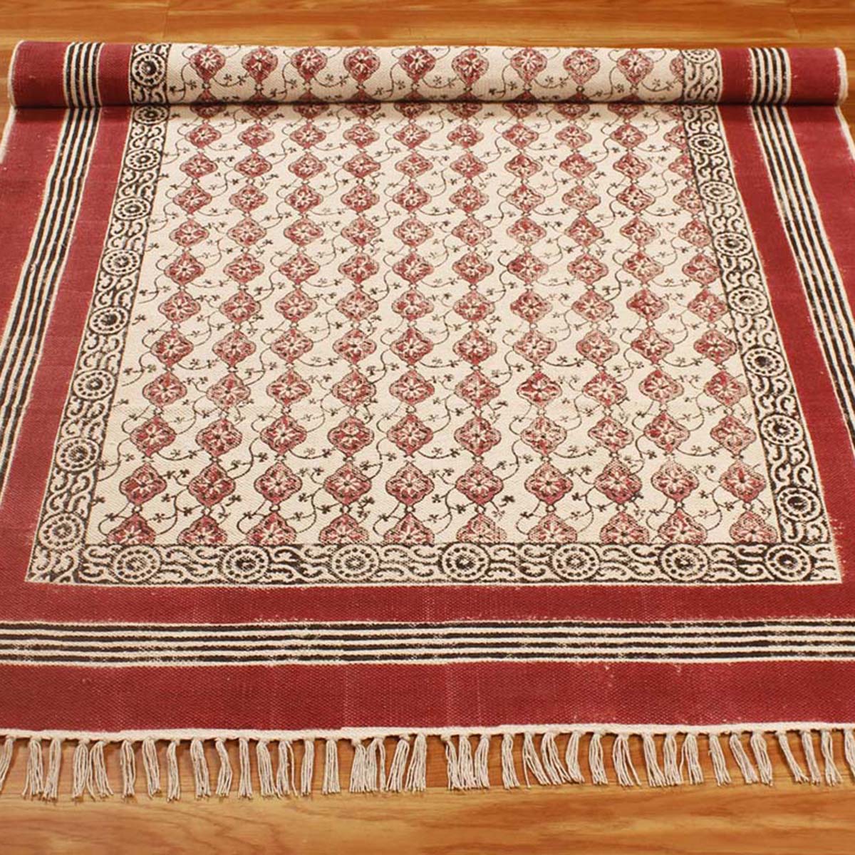 Handmade Red Beige Bordered Cotton Rug - Indian Rug Store