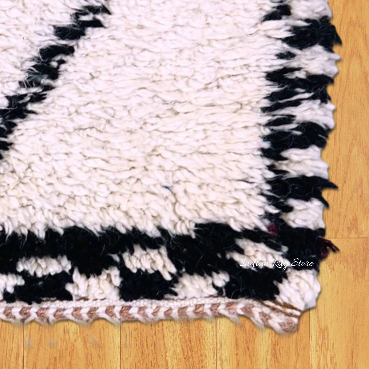 Black Diamond Textured Hand Tufted Area Rug