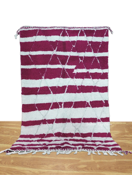 Beautiful Hand Tufted Magenta Color Area Rug