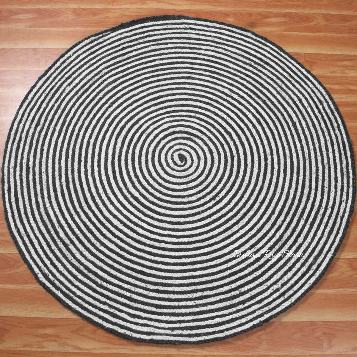 Traditional Hand Braided Black White farmhouse Round Area Rug