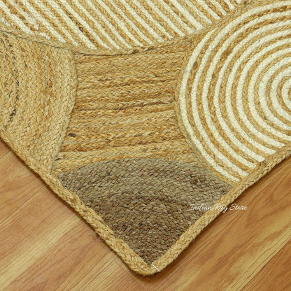 Alfombra de yute trenzada a mano en color beige y negro de estilo oriental Sea House