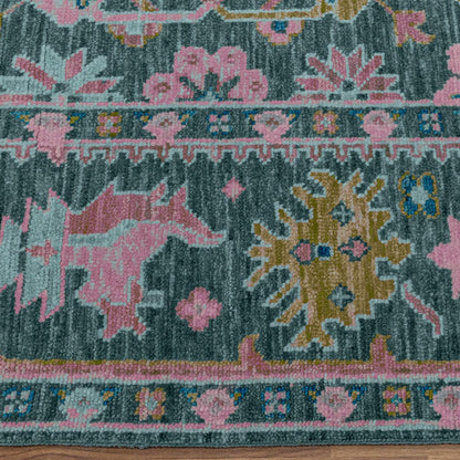 Handmade Turkish wool Green Front Porch Area Rug