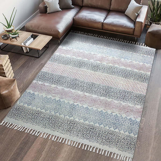 Decorazione per camera da letto geometrica con stampa a blocchi di mano blu e nero, cotone Dhuree Decorazione per camera da letto geometrica con stampa a blocchi di mano blu e nero, cotone Dhuree