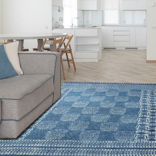 Tappeto di cotone per ingresso elegante con stampa geometrica a blocchi di mano, blu e beige Tappeto di cotone per ingresso elegante con stampa geometrica a blocchi di mano, blu e beige