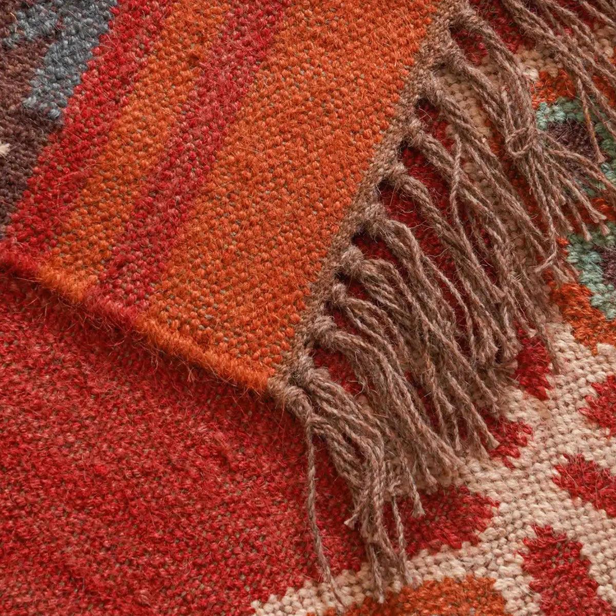 Red White Indian Hand Woven Geometric Trendy Wool Jute Rug