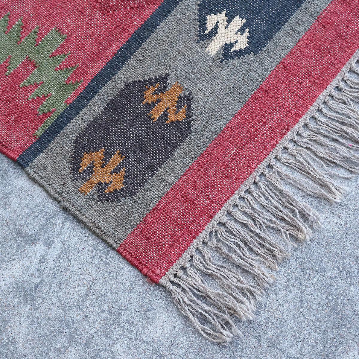 Gray Red Indian Hand Woven Geometric Dining Hall Wool Jute Rug