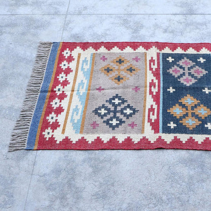 Red White Indian Hand Woven Geometric Dining Hall Wool Jute Rug